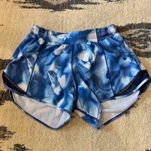 Lululemon size 6 Hotty Hot Shorts.